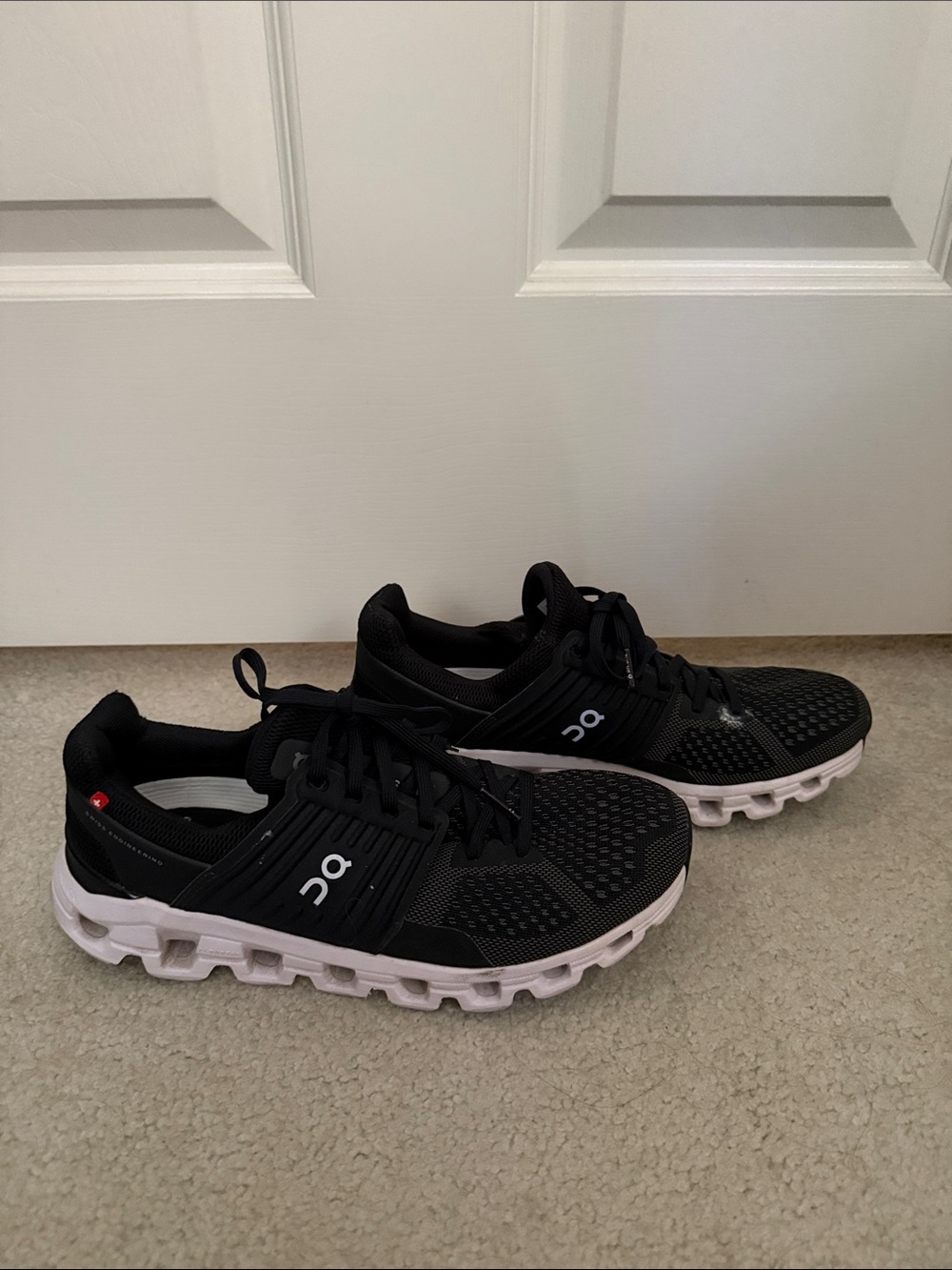 On Running Women’s Black Athletic Running Shoes with White Soles - Picture 3 of 7